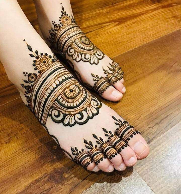 Ankle mehandi design Bangalore